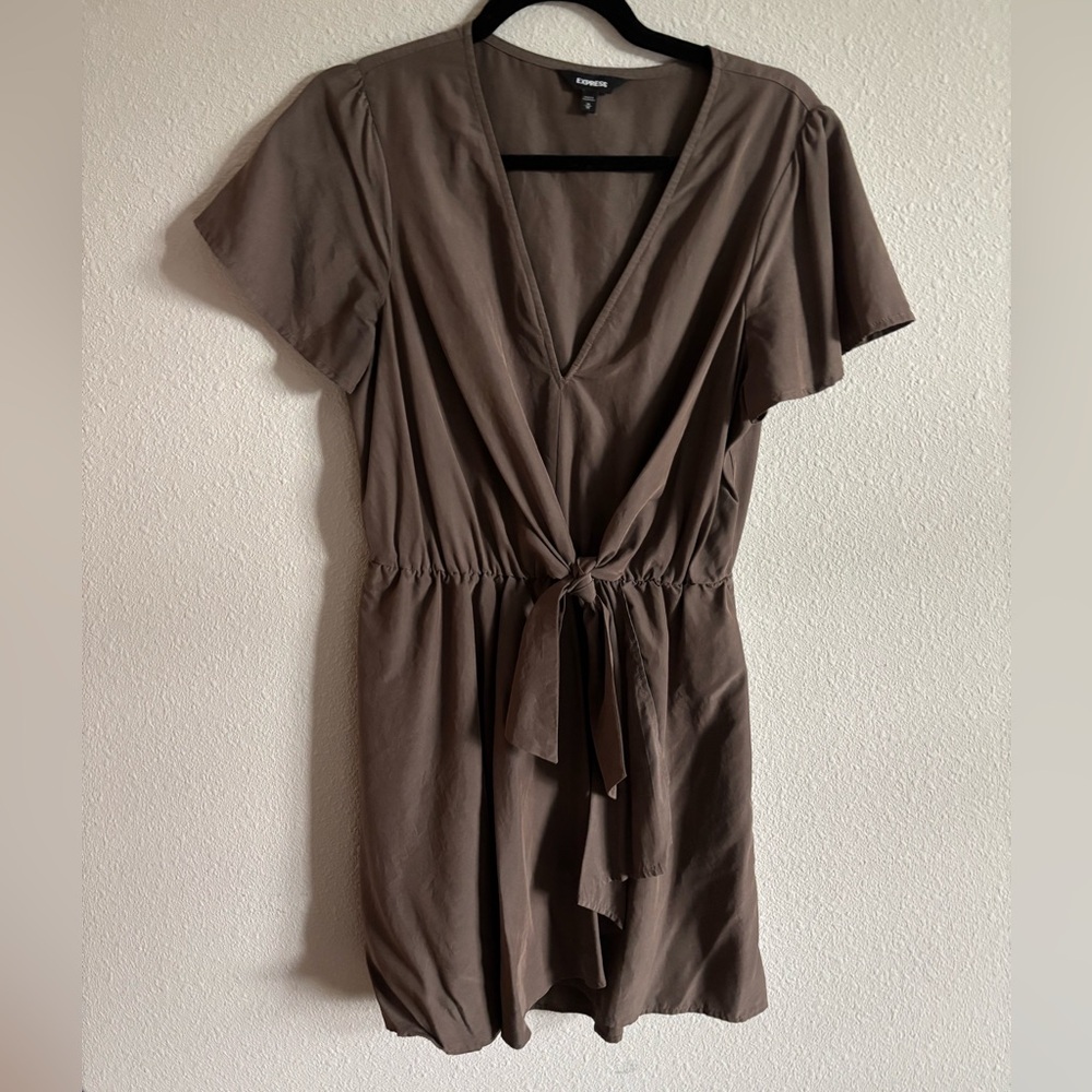 Express Olive Green Neutral Short Sleeve Front Tie Dress